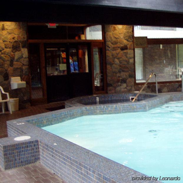 Summit Village Bellaire Faciliteter billede